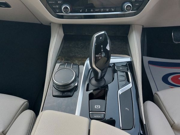 BMW 530d M-Sport *Immaculate* 2017 366328687