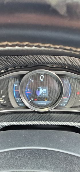 Volvo V40 R-design Full Spec 366335039