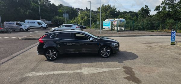 Volvo V40 R-design Full Spec 366335030
