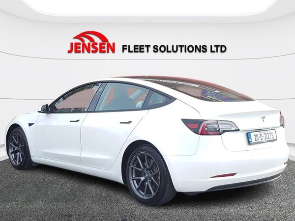 Tesla Model 3 Standard Range Plus (rwd) 366330505