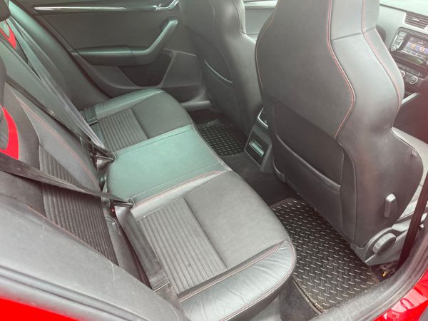 Skoda Octavia 2015 Vrs estate 366331054