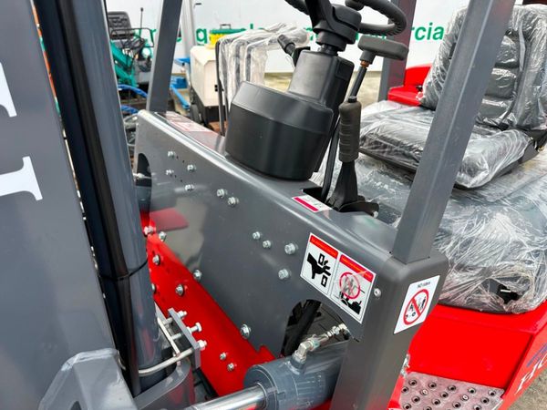 NEW HCHI 4 TON  FORKLIFT with fork positioner 366343934