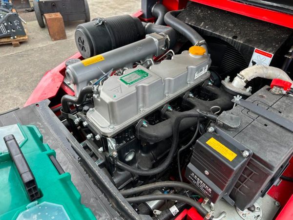 NEW HCHI 4 TON  FORKLIFT with fork positioner 366343942