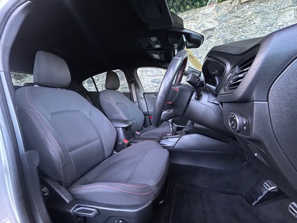 Ford Focus ST-LINE 1.5 TDCI 125PS 6SPEED 5DR 366351238