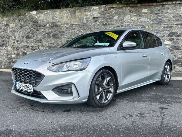 Ford Focus ST-LINE 1.5 TDCI 125PS 6SPEED 5DR 366351285