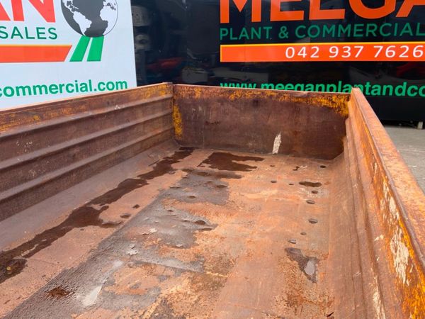 15yd HOOK LOADER BUILDERS RUBBLE SKIP......81. 366366792