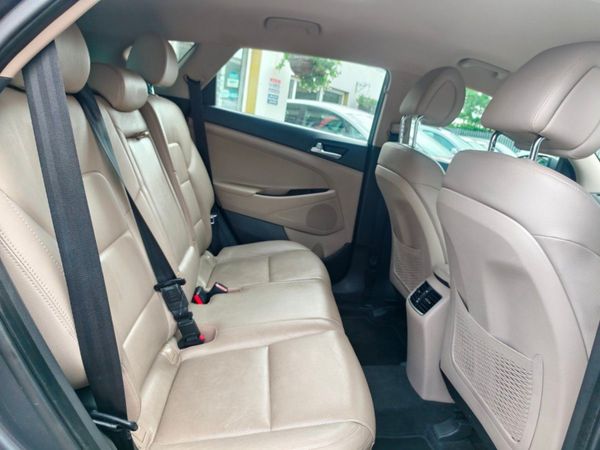 Hyundai Tucson 1.7d Executive 366375227