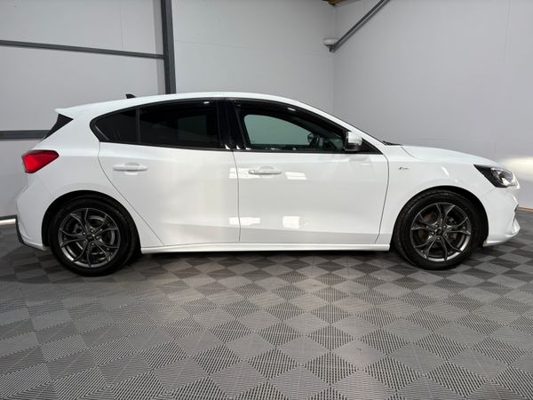 Ford Focus St Line MHEV 125 Bhp 4 Year Warranty 366373663
