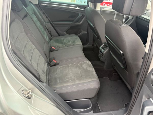 Volkswagen Tiguan Highline 150bhp 366389550
