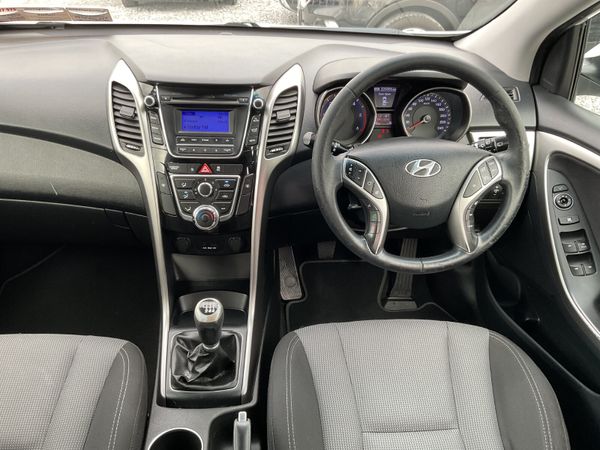 HYUNDAI i30 ESATE 1.4 DIESEL NCT TAXED SPOTLESS 366394774