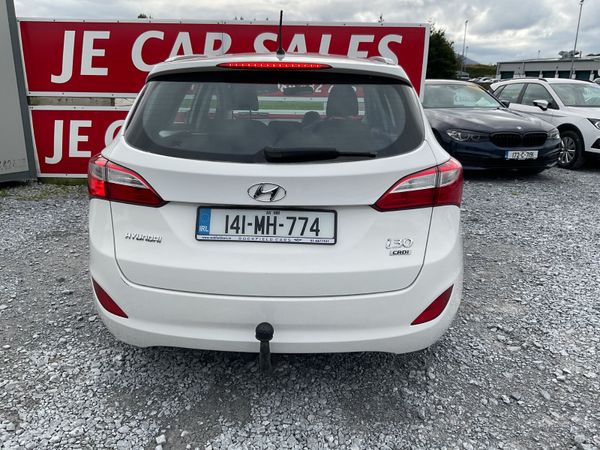 HYUNDAI i30 ESATE 1.4 DIESEL NCT TAXED SPOTLESS 366394775