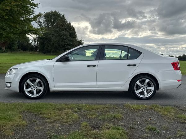 Skoda Octavia 2016 Active 1.6 TDI 366395324