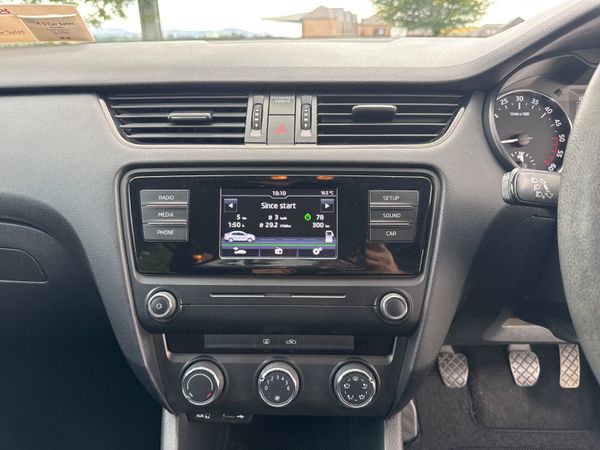 Skoda Octavia 2016 Active 1.6 TDI 366395340
