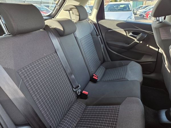 2015 Volkswagen Polo 1.2L Petrol Automatic 366405108