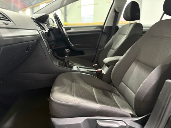 2016 Volkswagen Golf Comfortline 1.6 TDi 110 Bhp 366405769
