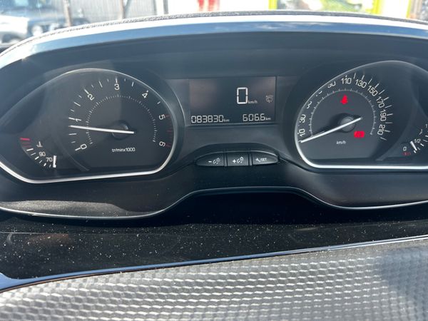 2017 PEUGEOT 2008 1.6HDI LOW KMS 366401028
