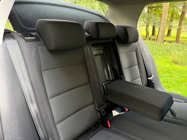 Volkswagen Golf 2011 TDI R Line 366416233