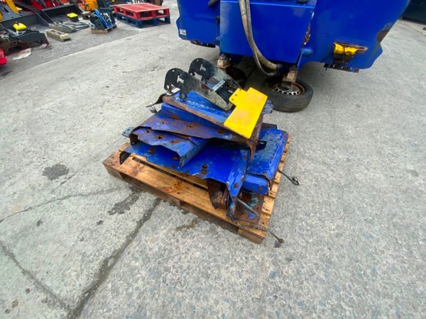 THOMPSON STEEL TIPPING BODY.......EDBRO RAM. 366424521