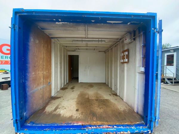20ft x 9ft SITE STORAGE CONTAINER.......1051t. 366428551