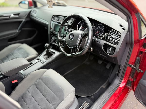 Vw Golf 366435407