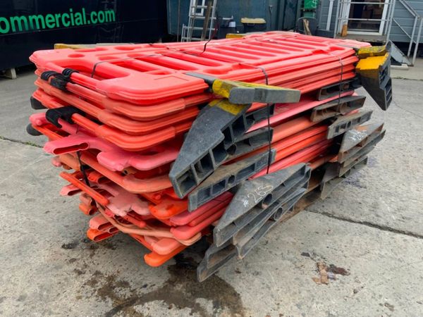 20 No PLASTIC SAFETY BARRIERS.....#263.. 366437504