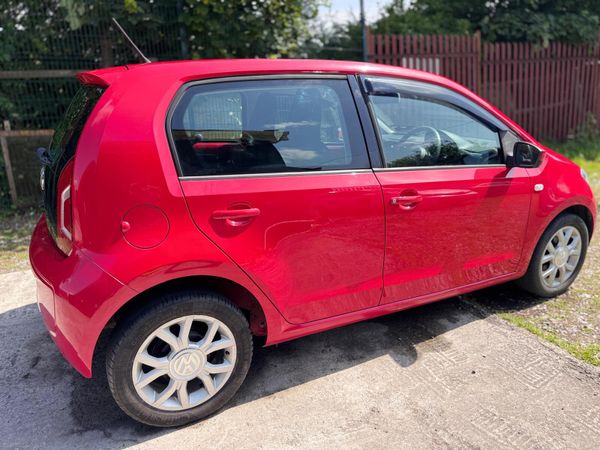 Volkswagen up! 2015 366440754