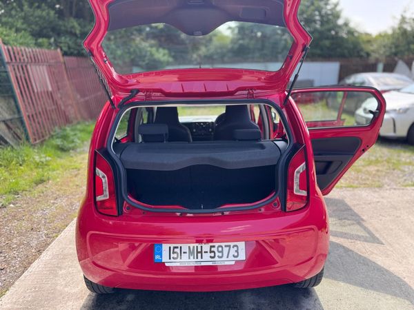 Volkswagen up! 2015 366440753
