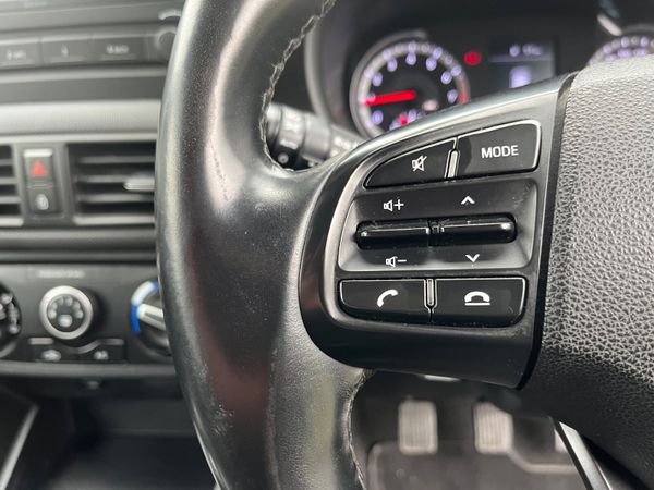 Hyundai i10 Deluxe 366454163