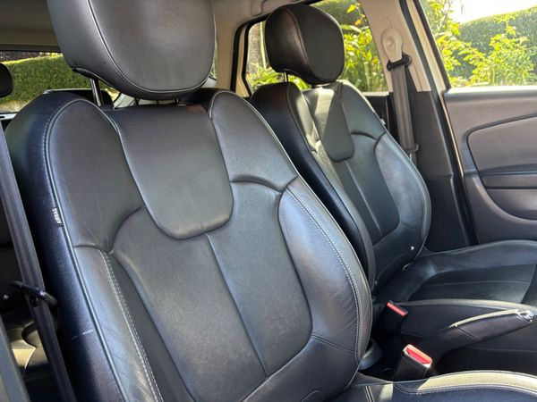 STUNNING SIGNATURE LOW MILEAGE 2 KEYS 366557809