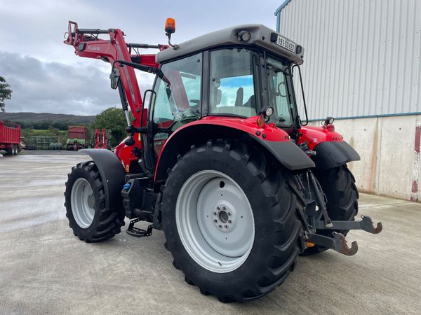 2019 Massey Ferguson 5712S 366550912