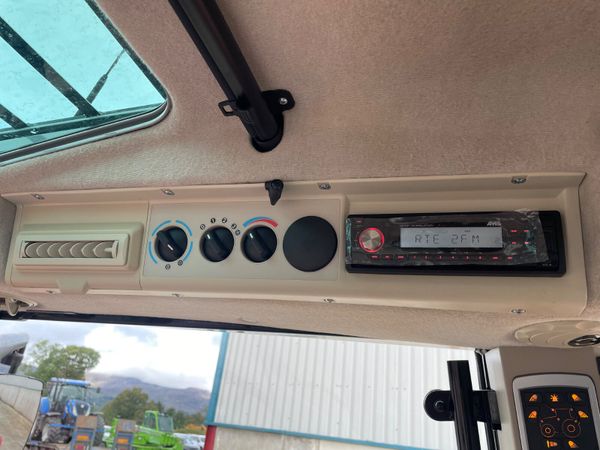 2019 Massey Ferguson 5712S 366550926