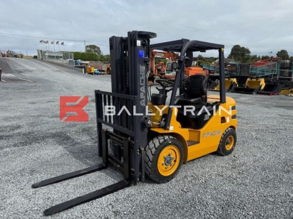 Apache HH30Z Forklift (2025) 366553668