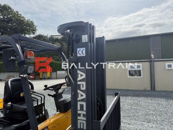 Apache HH30Z Forklift (2025) 366553681