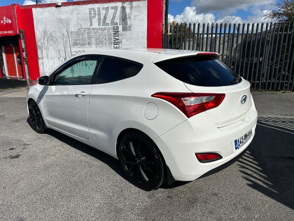 Hyundai i30 CarVan 1.4 Diesel DOE 366571325