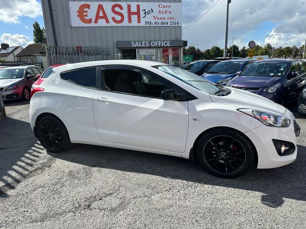 Hyundai i30 CarVan 1.4 Diesel DOE 366571414