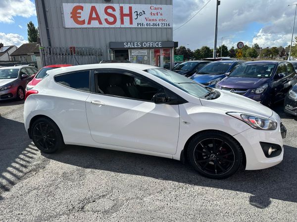Hyundai i30 CarVan 1.4 Diesel DOE 366571421