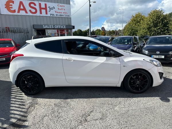 Hyundai i30 CarVan 1.4 Diesel DOE 366571431
