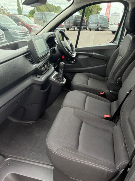 Renault Trafic 2023 366581997