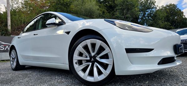 🔥 2022 Tesla Model 3 Standard Range Plus 366597110