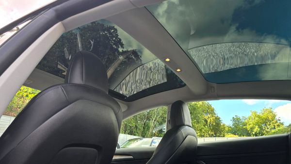 🔥 2022 Tesla Model 3 Standard Range Plus 366597235