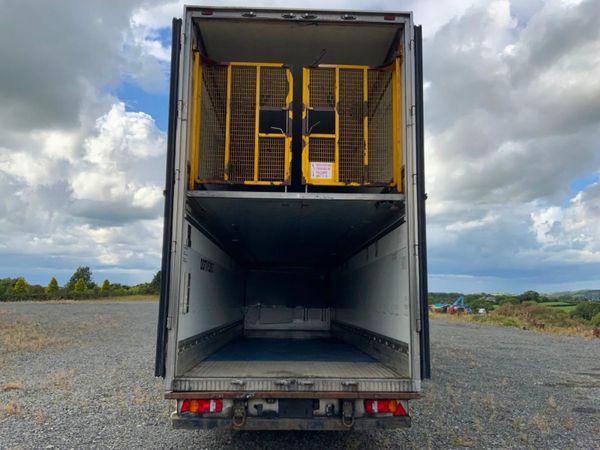 Trailer Trailer Double Deck Insulated BOX Trailer. 366592011