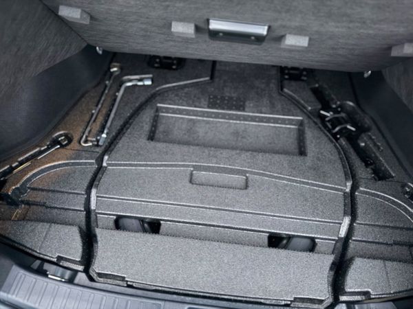 TOYOTA PRIUS 2020 1.8L PETROL HYBRID AUTOMATIC 366602054