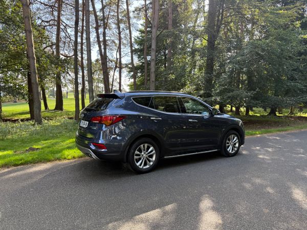 Hyundai Santa Fe 2017 4X4 Automatic 366627939