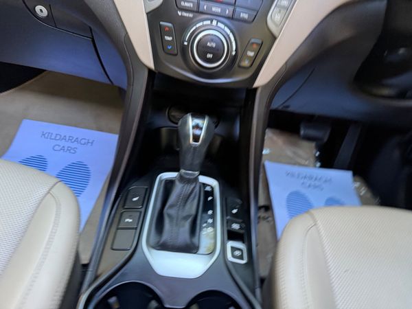 Hyundai Santa Fe 2017 4X4 Automatic 366627943