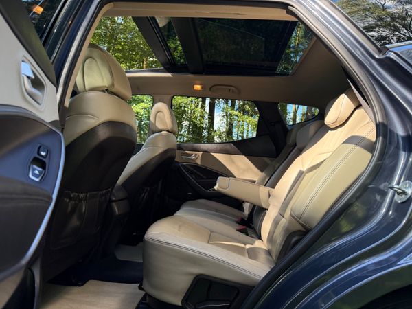 Hyundai Santa Fe 2017 4X4 Automatic 366627969