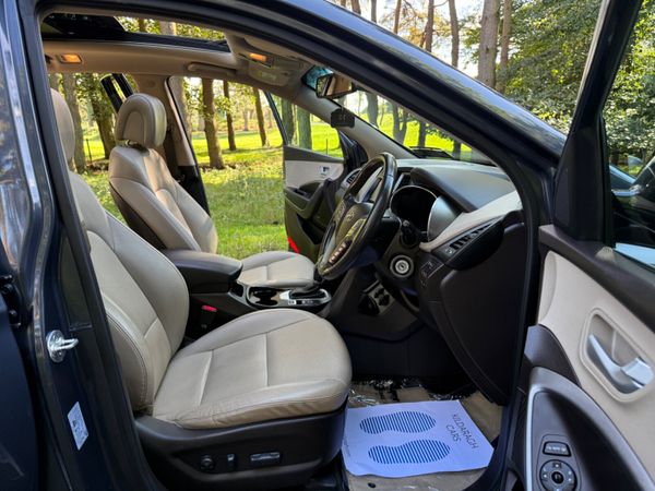 Hyundai Santa Fe 2017 4X4 Automatic 366627960