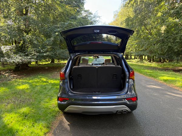 Hyundai Santa Fe 2017 4X4 Automatic 366627975