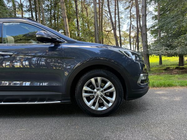 Hyundai Santa Fe 2017 4X4 Automatic 366627980