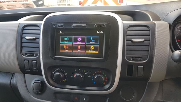 Renault Trafic 192D LWB79KM AS NEW VAT INVOICE 366656096