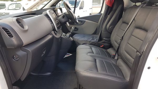 Renault Trafic 192D LWB79KM AS NEW VAT INVOICE 366656090